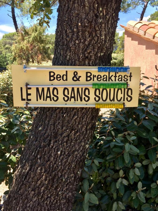Domaine Le Mas Sans Soucis Bed & Breakfast ฟายองซ์ ภายนอก รูปภาพ