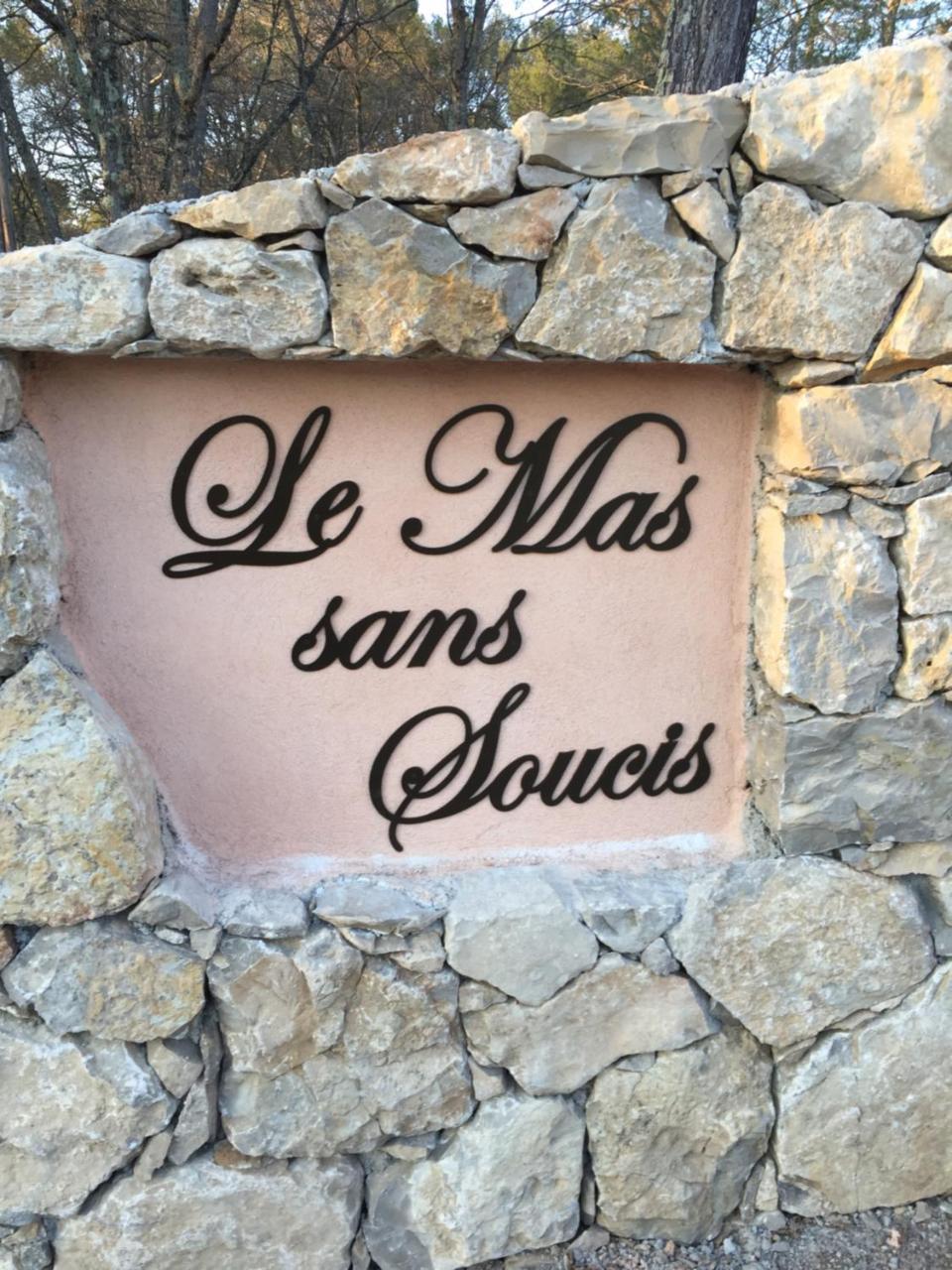 Domaine Le Mas Sans Soucis Bed & Breakfast ฟายองซ์ ภายนอก รูปภาพ